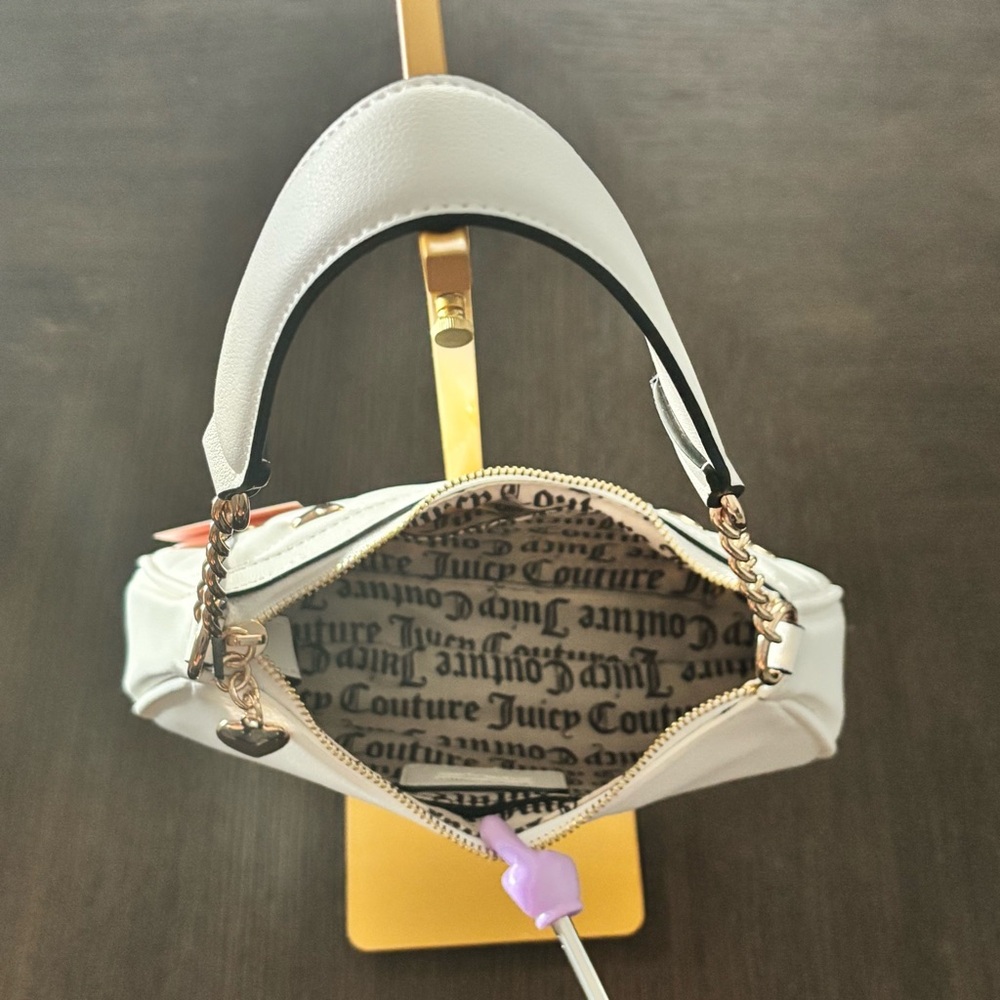 Juicy Couture Heart Stud Shoulder Bag White Quilted Baguette NWT Y2K Style - Picture 5 of 7